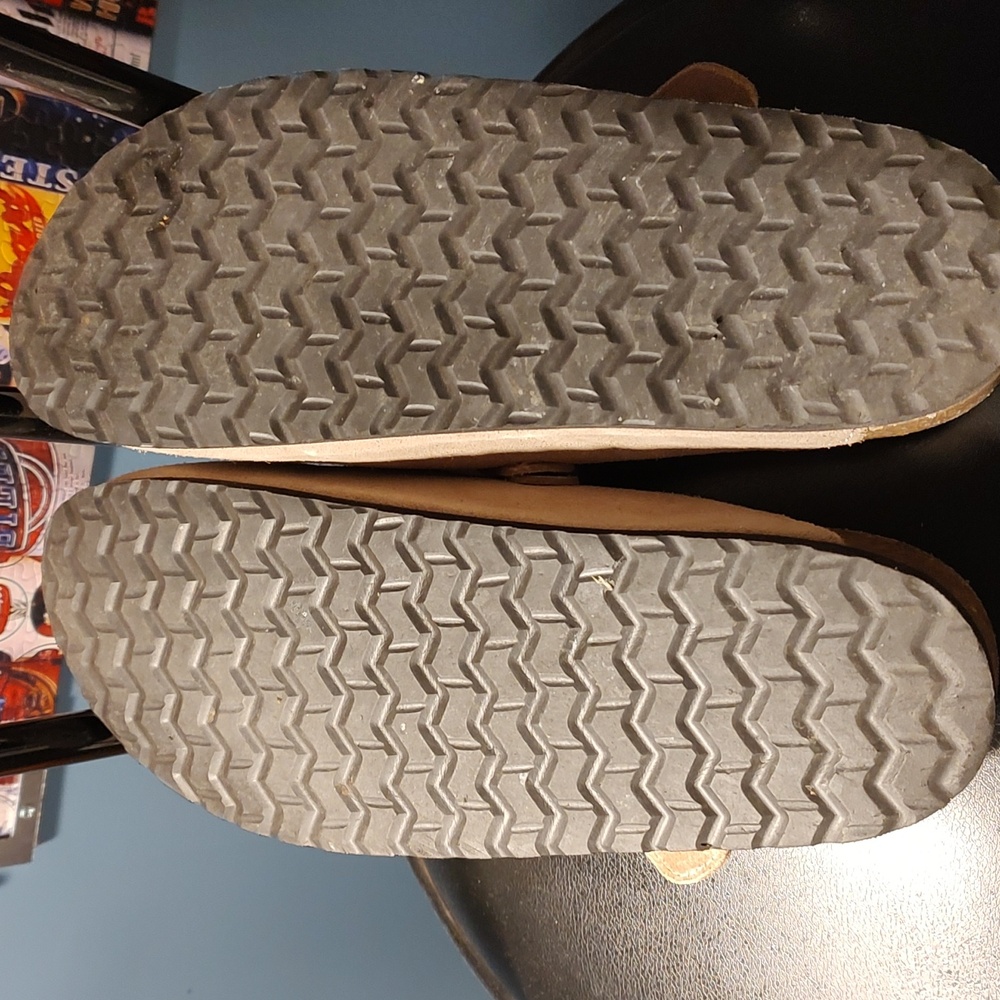 Woman's Mules - Picture 4 of 4
